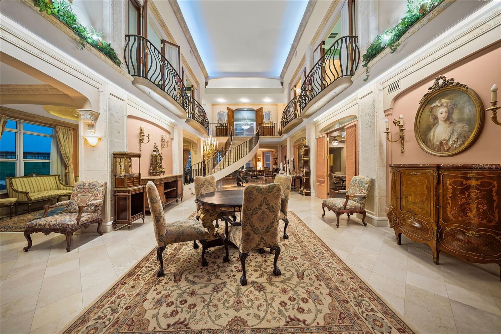 Image 11 of 68 For 1330 Main Street Ph 9 & 10