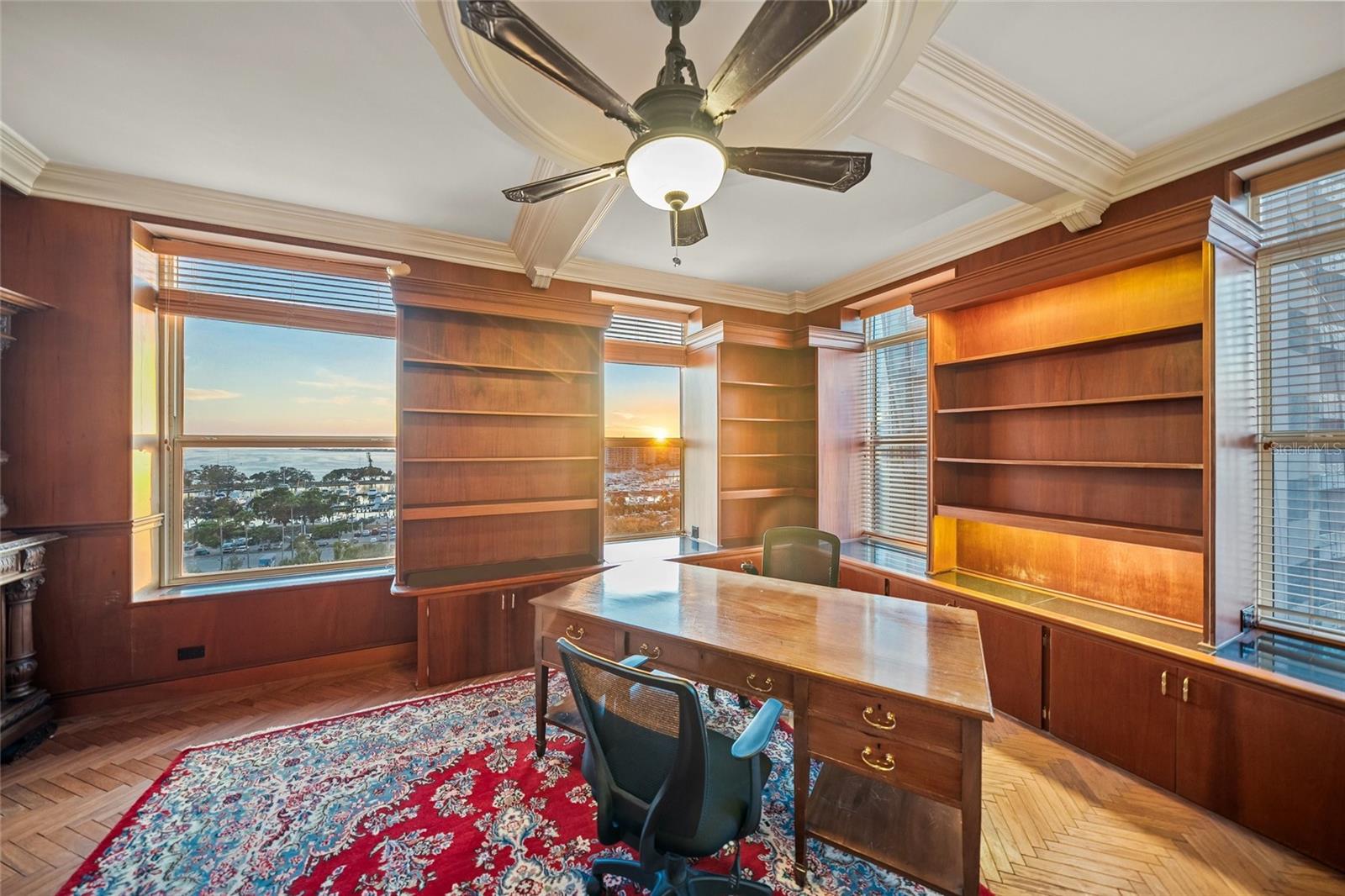 Image 13 of 68 For 1330 Main Street Ph 9 & 10