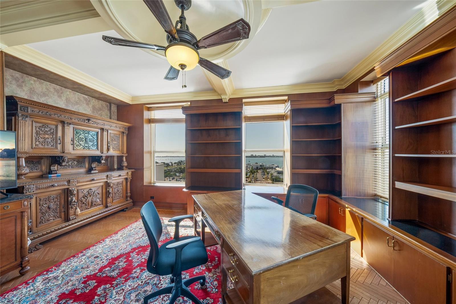 Image 14 of 68 For 1330 Main Street Ph 9 & 10