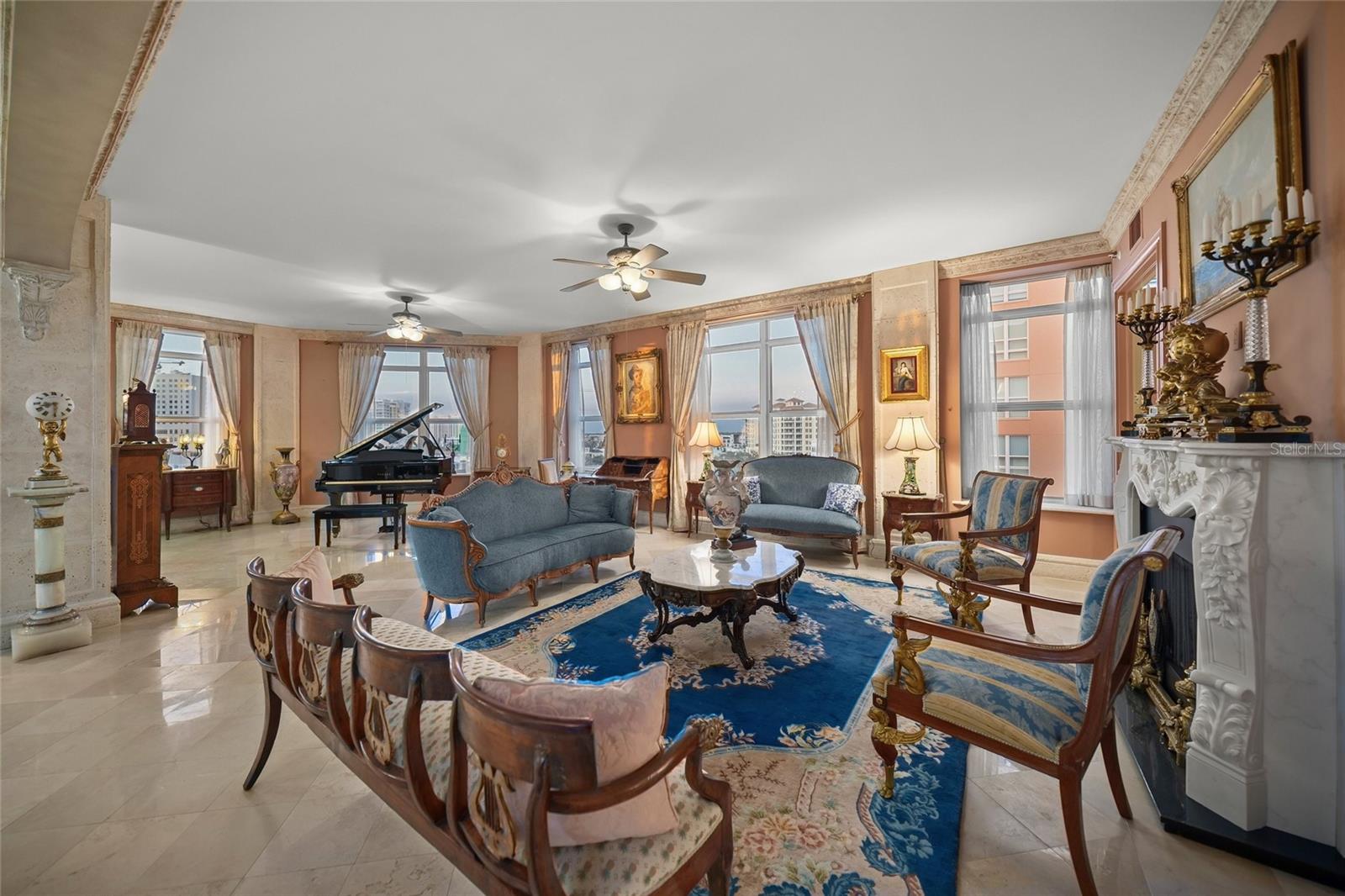 Image 18 of 68 For 1330 Main Street Ph 9 & 10