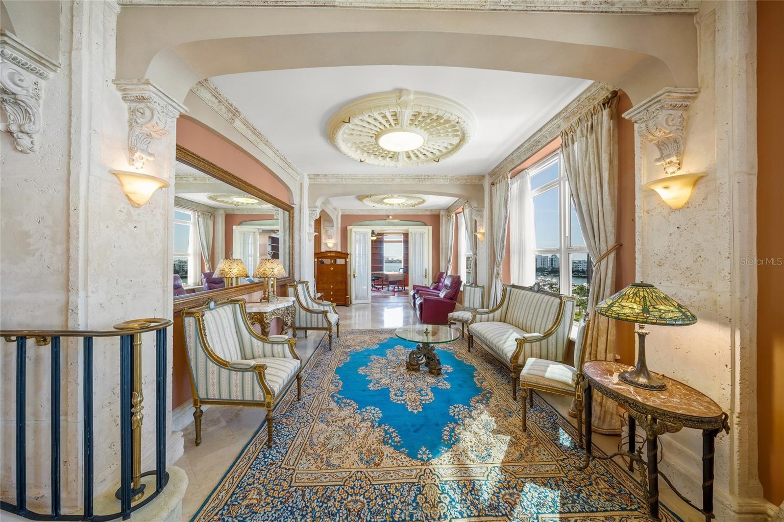 Image 20 of 68 For 1330 Main Street Ph 9 & 10