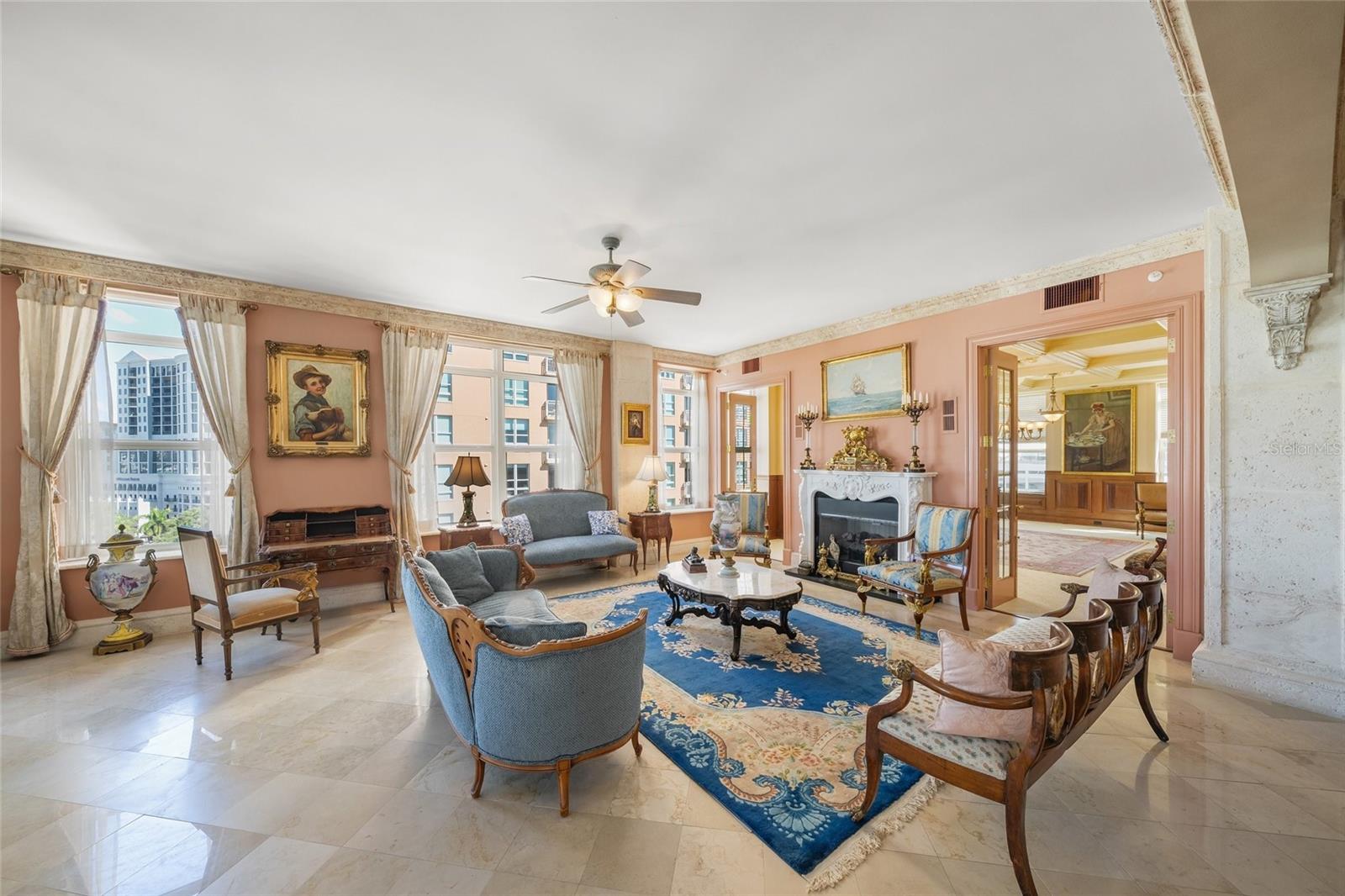 Image 23 of 68 For 1330 Main Street Ph 9 & 10