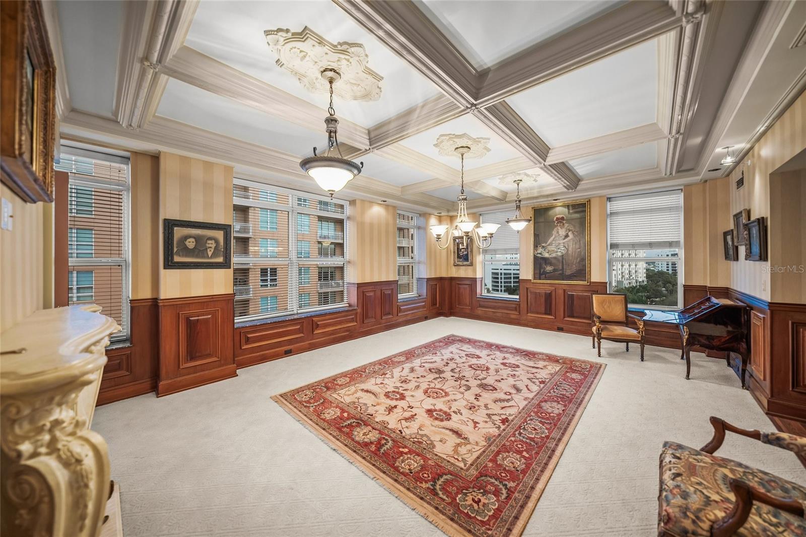 Image 26 of 68 For 1330 Main Street Ph 9 & 10