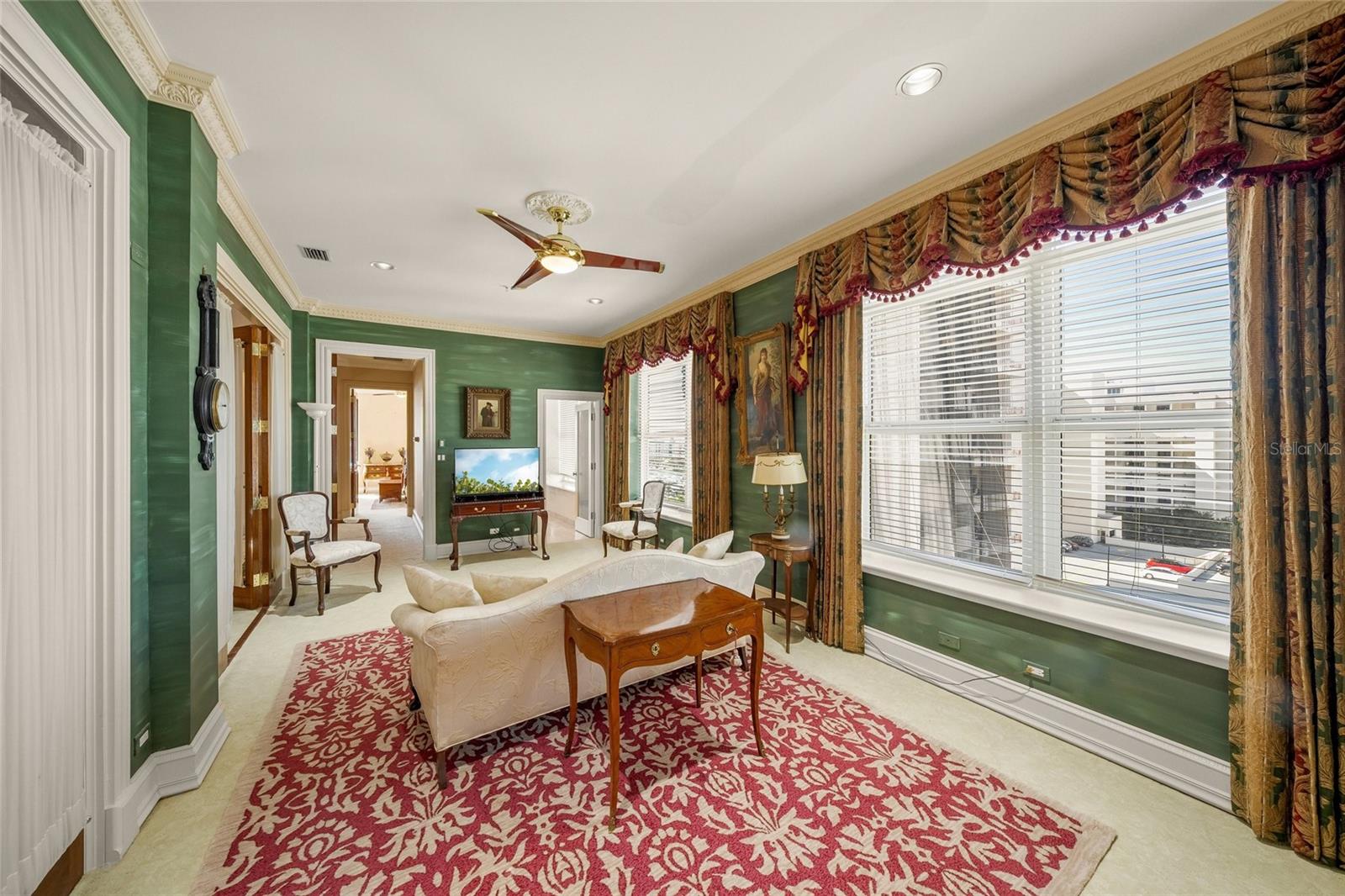 Image 45 of 68 For 1330 Main Street Ph 9 & 10