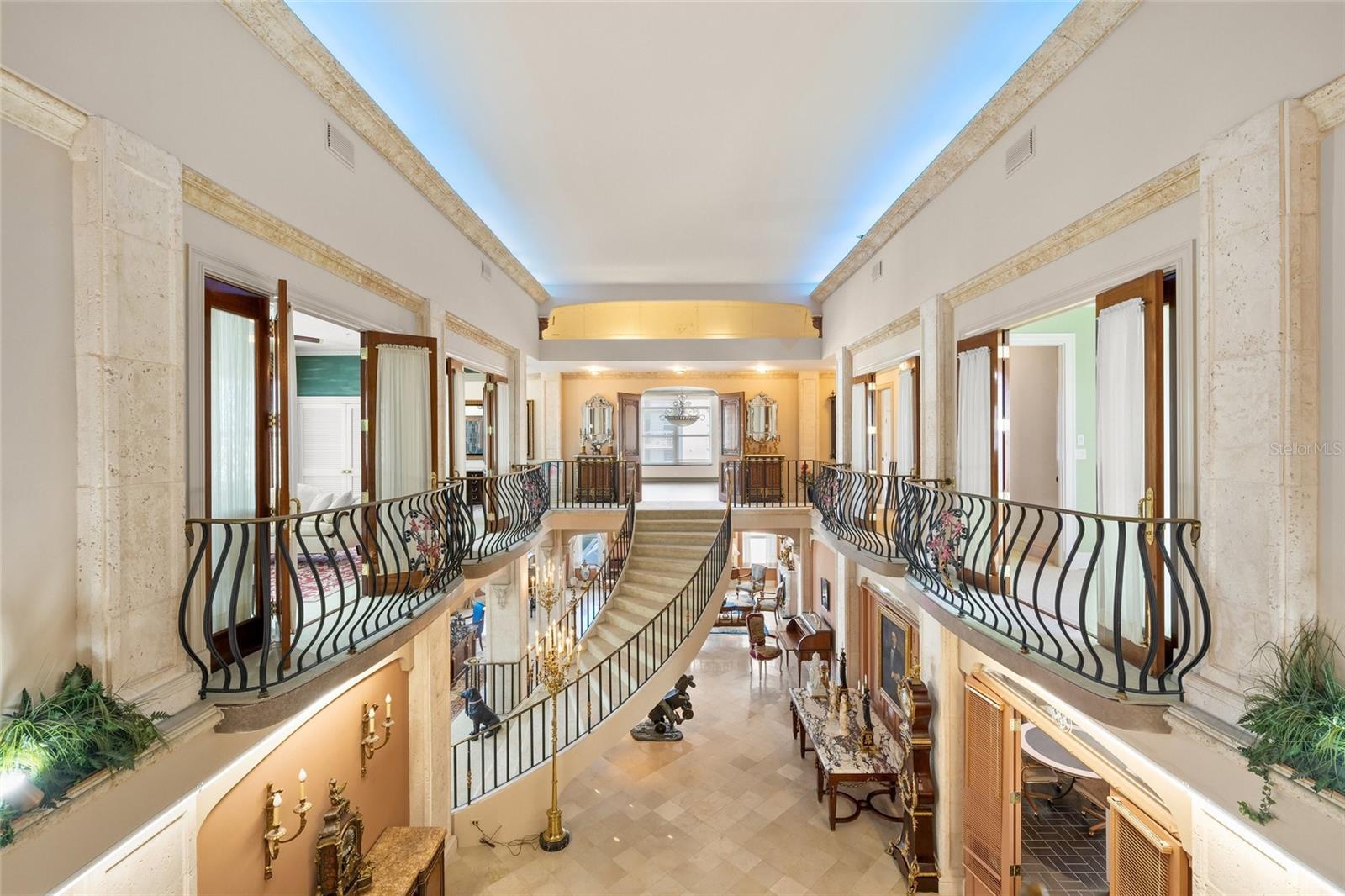 Image 48 of 68 For 1330 Main Street Ph 9 & 10