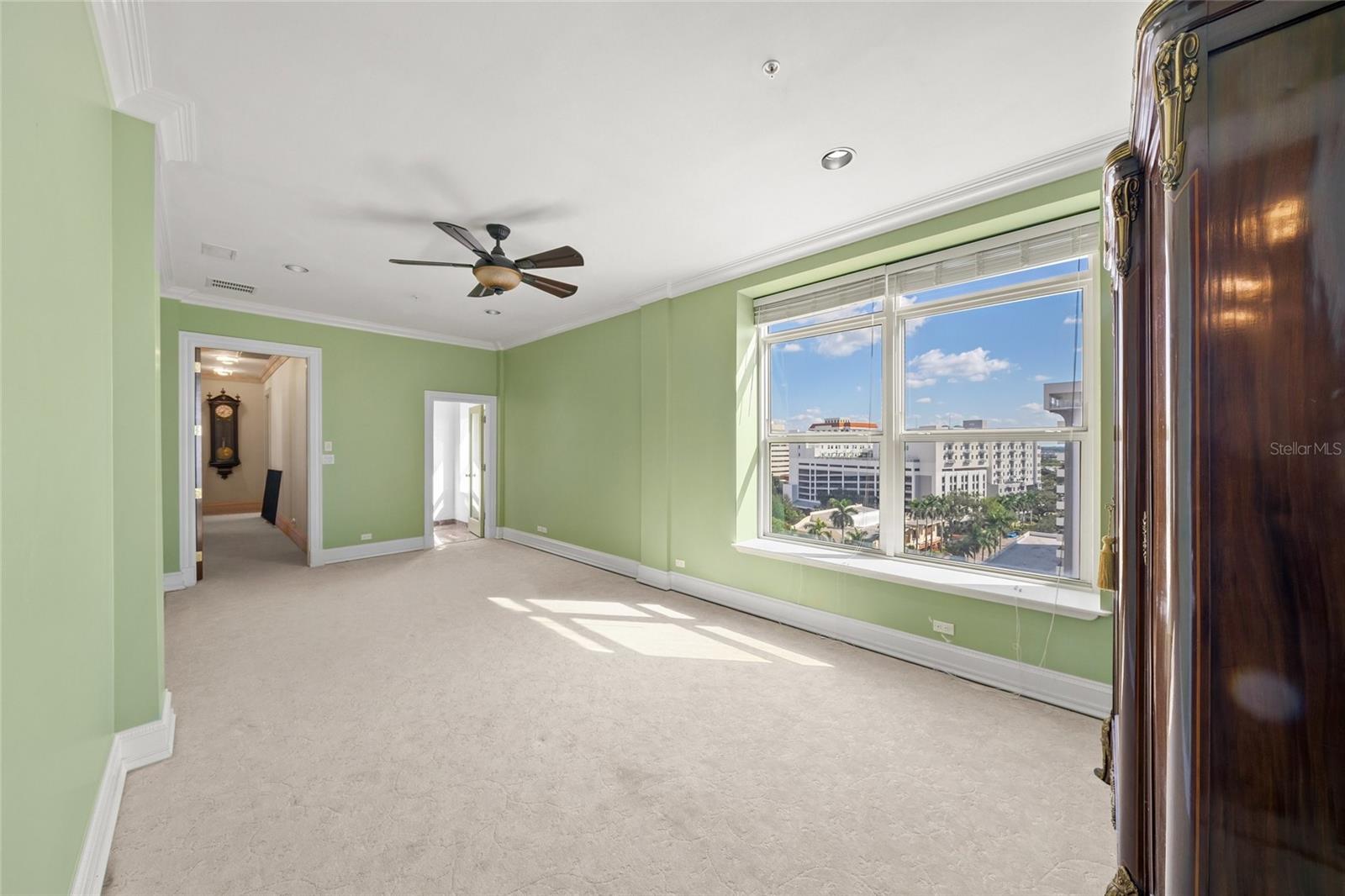 Image 49 of 68 For 1330 Main Street Ph 9 & 10