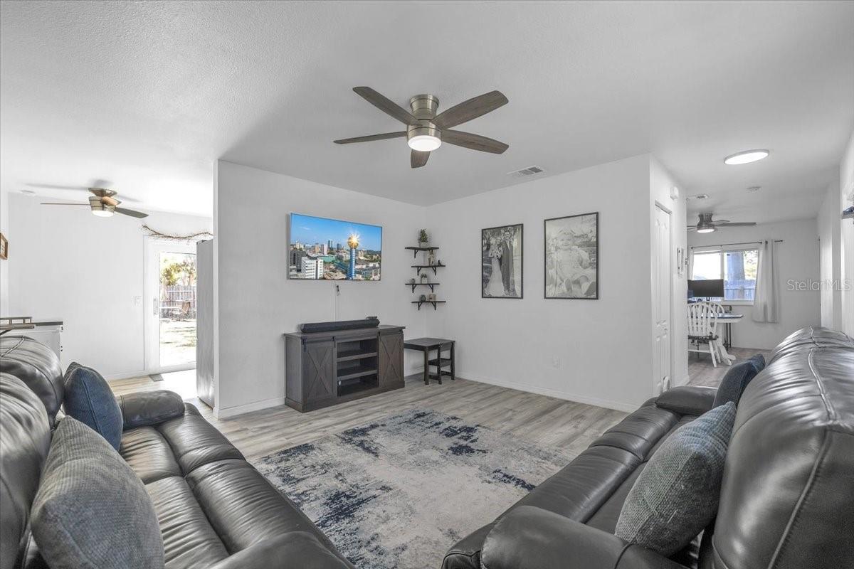 Image 12 of 42 For 5895 Spearman Circle