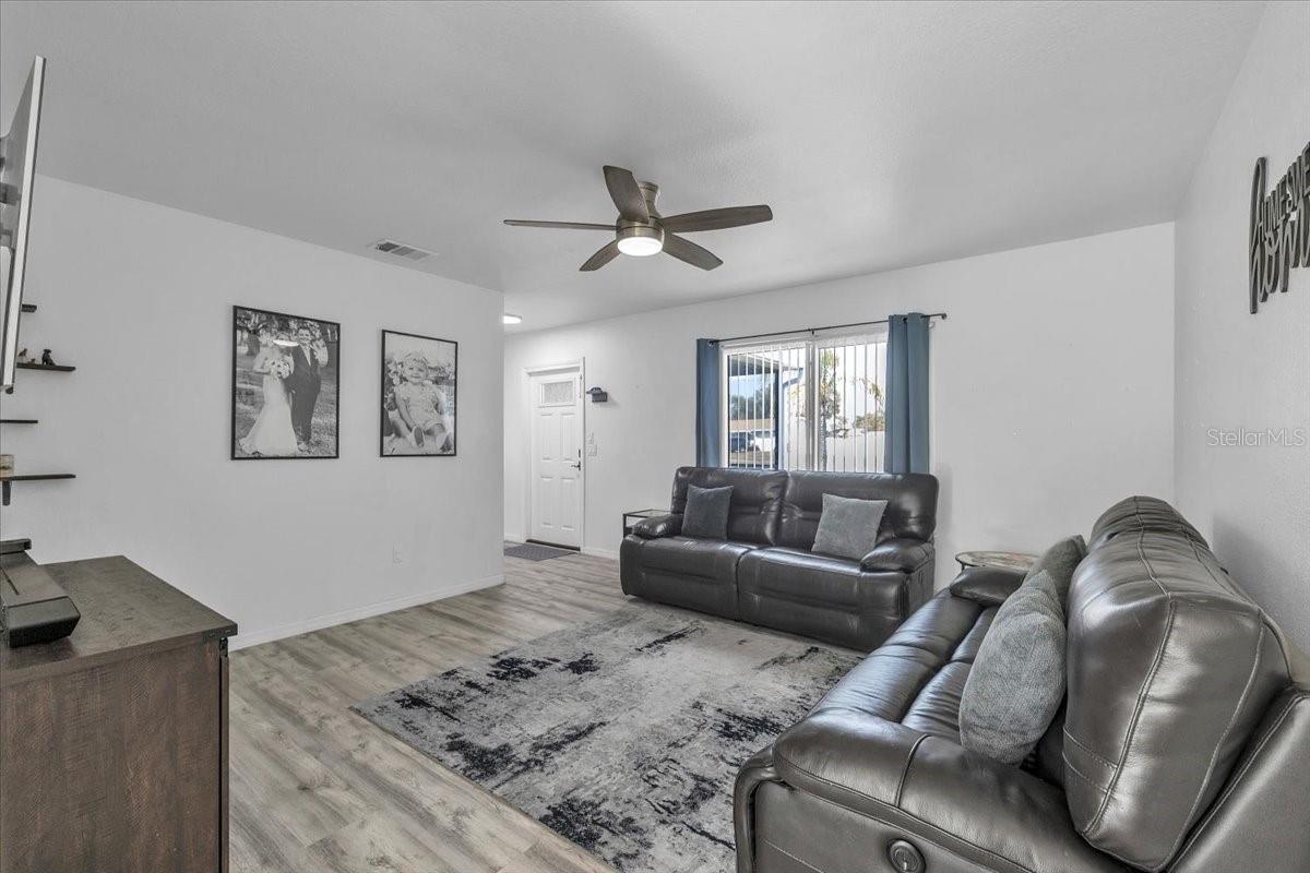 Image 13 of 42 For 5895 Spearman Circle