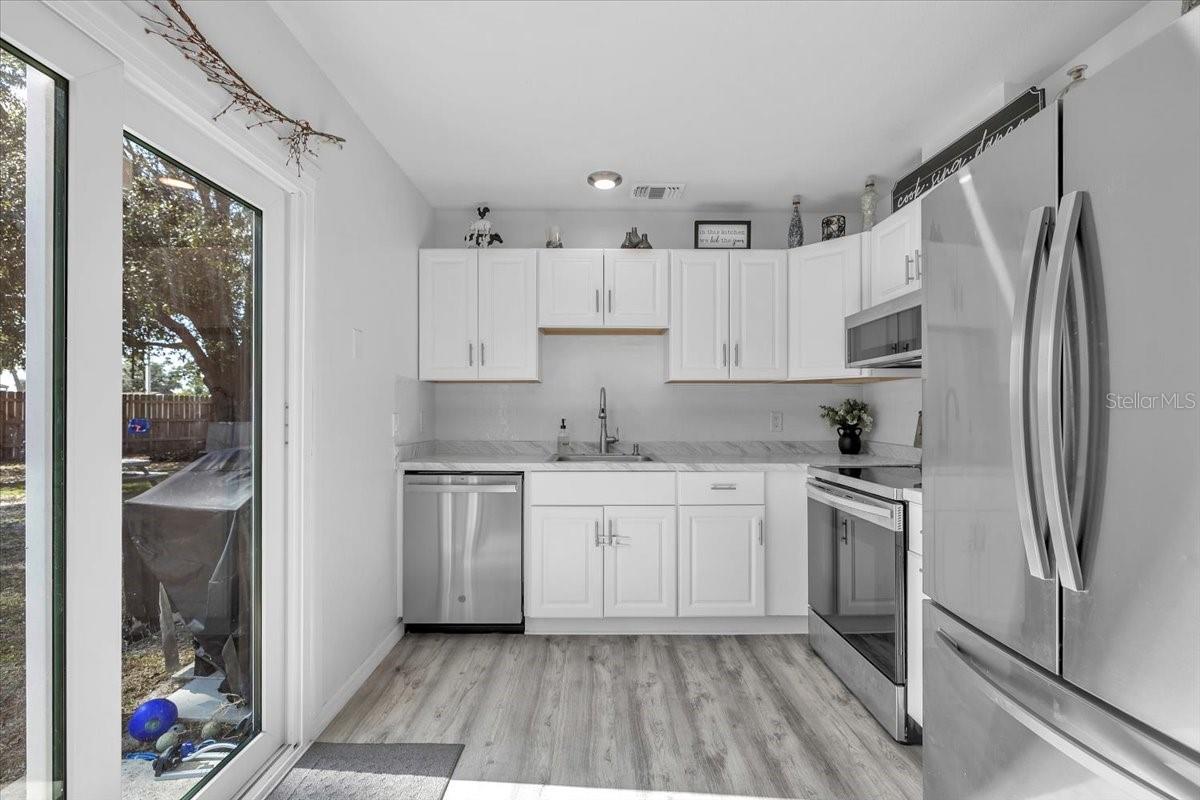 Image 15 of 42 For 5895 Spearman Circle