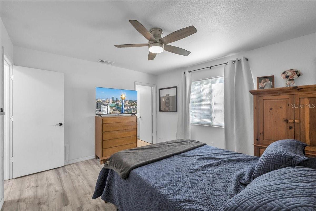 Image 24 of 42 For 5895 Spearman Circle