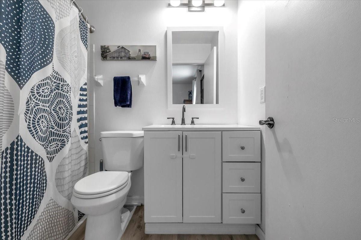 Image 28 of 42 For 5895 Spearman Circle