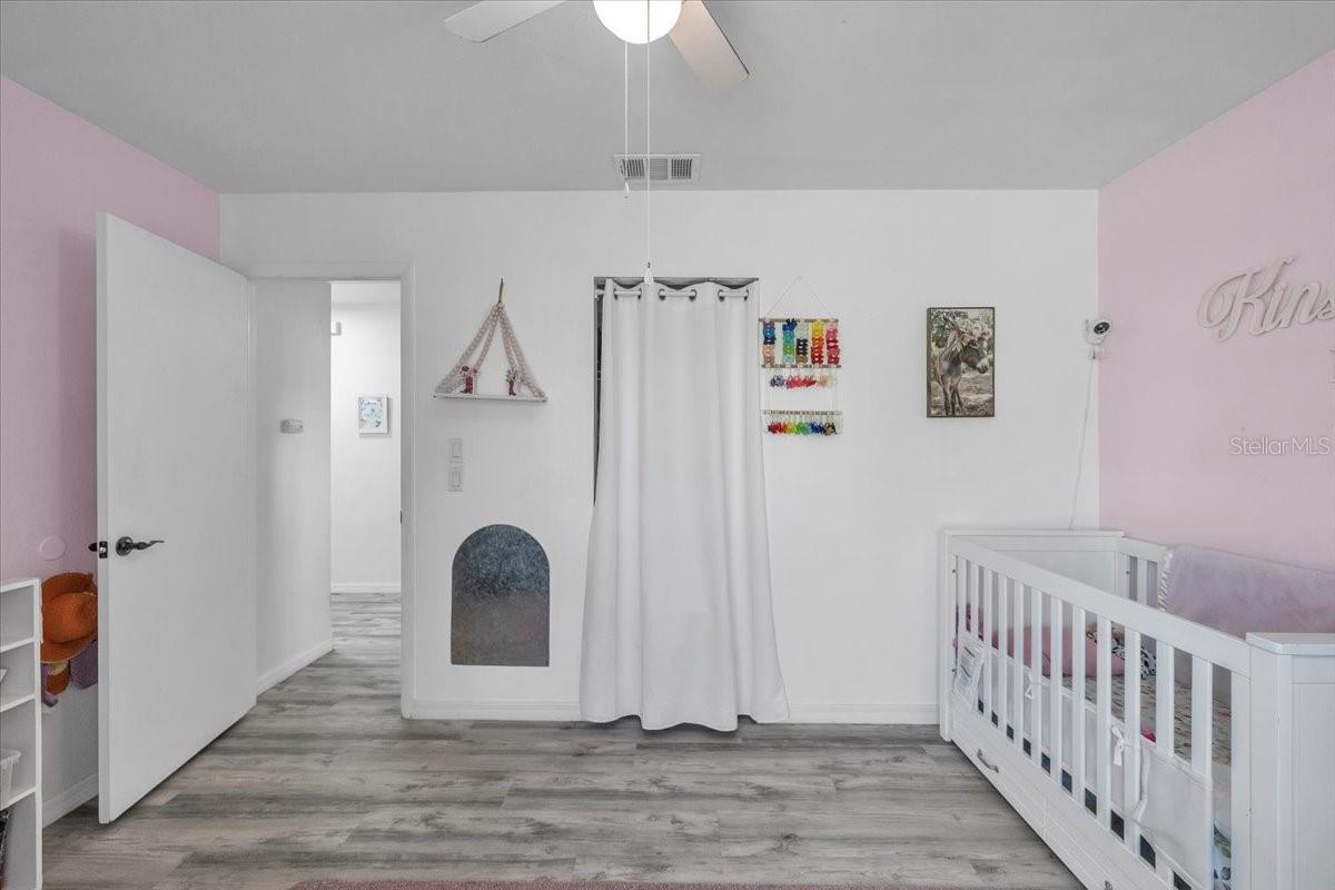 Image 32 of 42 For 5895 Spearman Circle