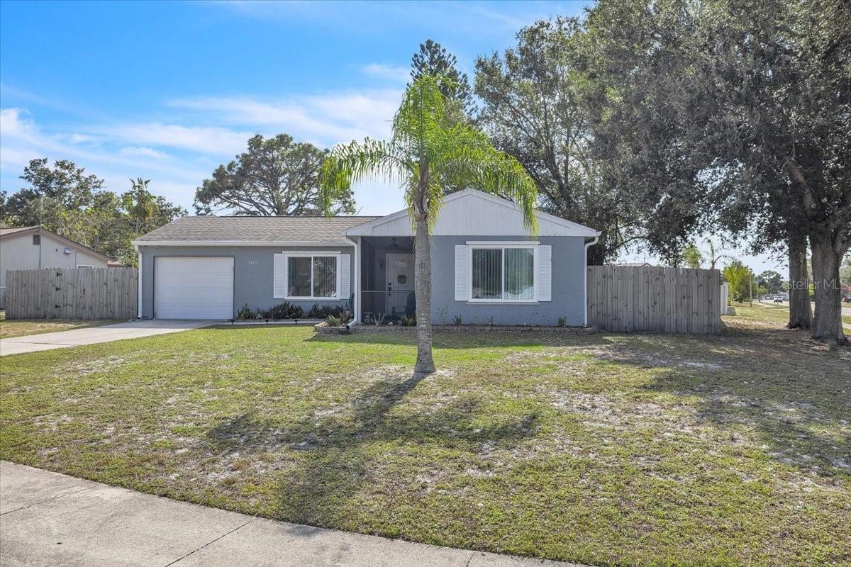 Image 4 of 42 For 5895 Spearman Circle