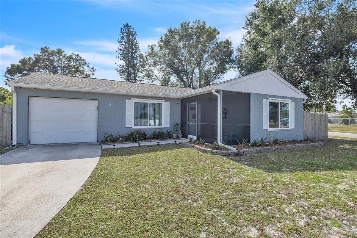 Image 6 of 42 For 5895 Spearman Circle