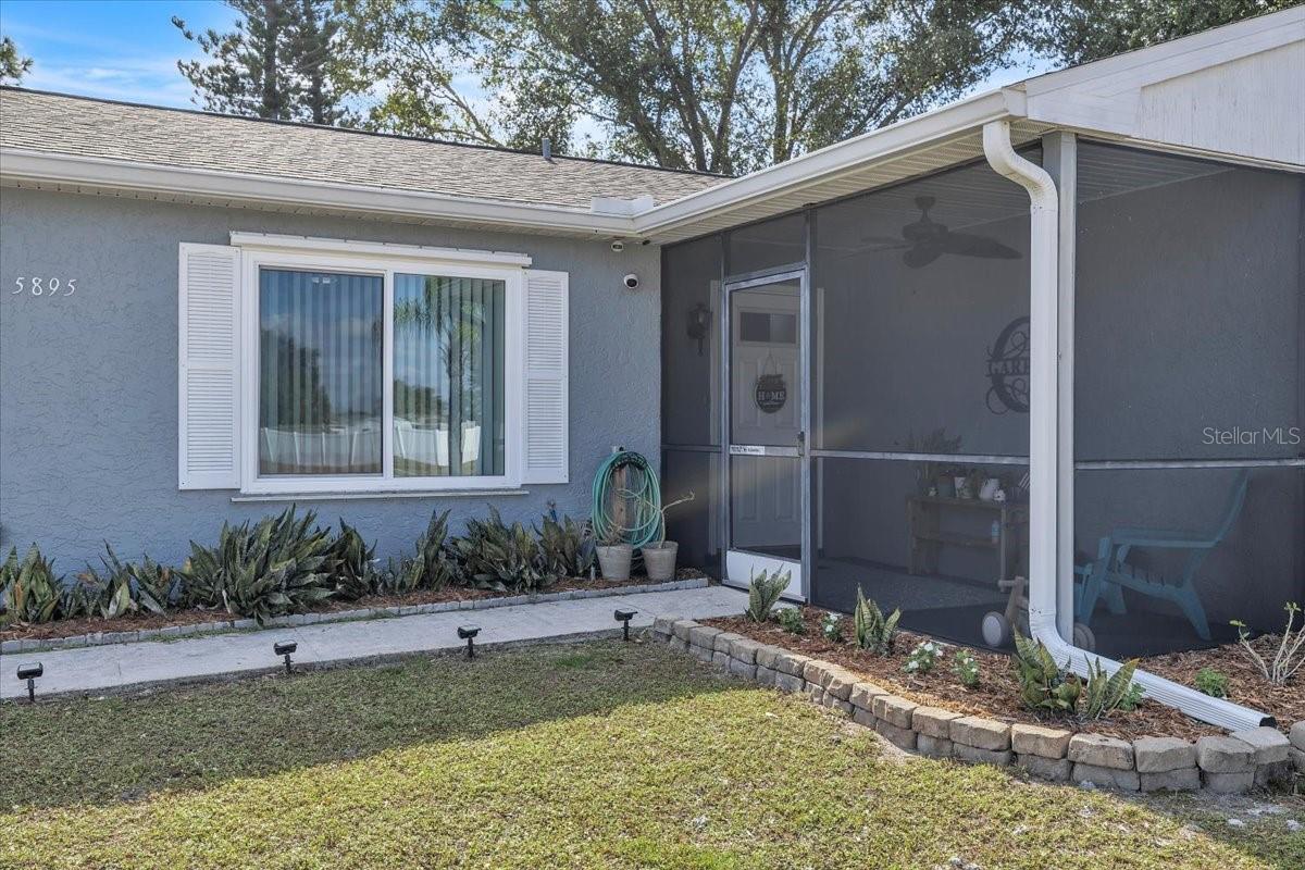 Image 7 of 42 For 5895 Spearman Circle