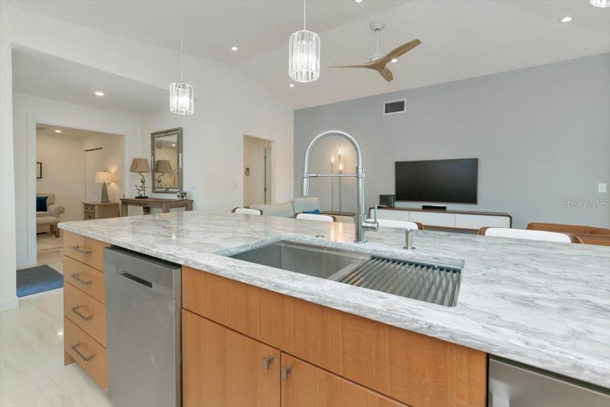 Image 9 of 70 For 619 Estuary Drive 619