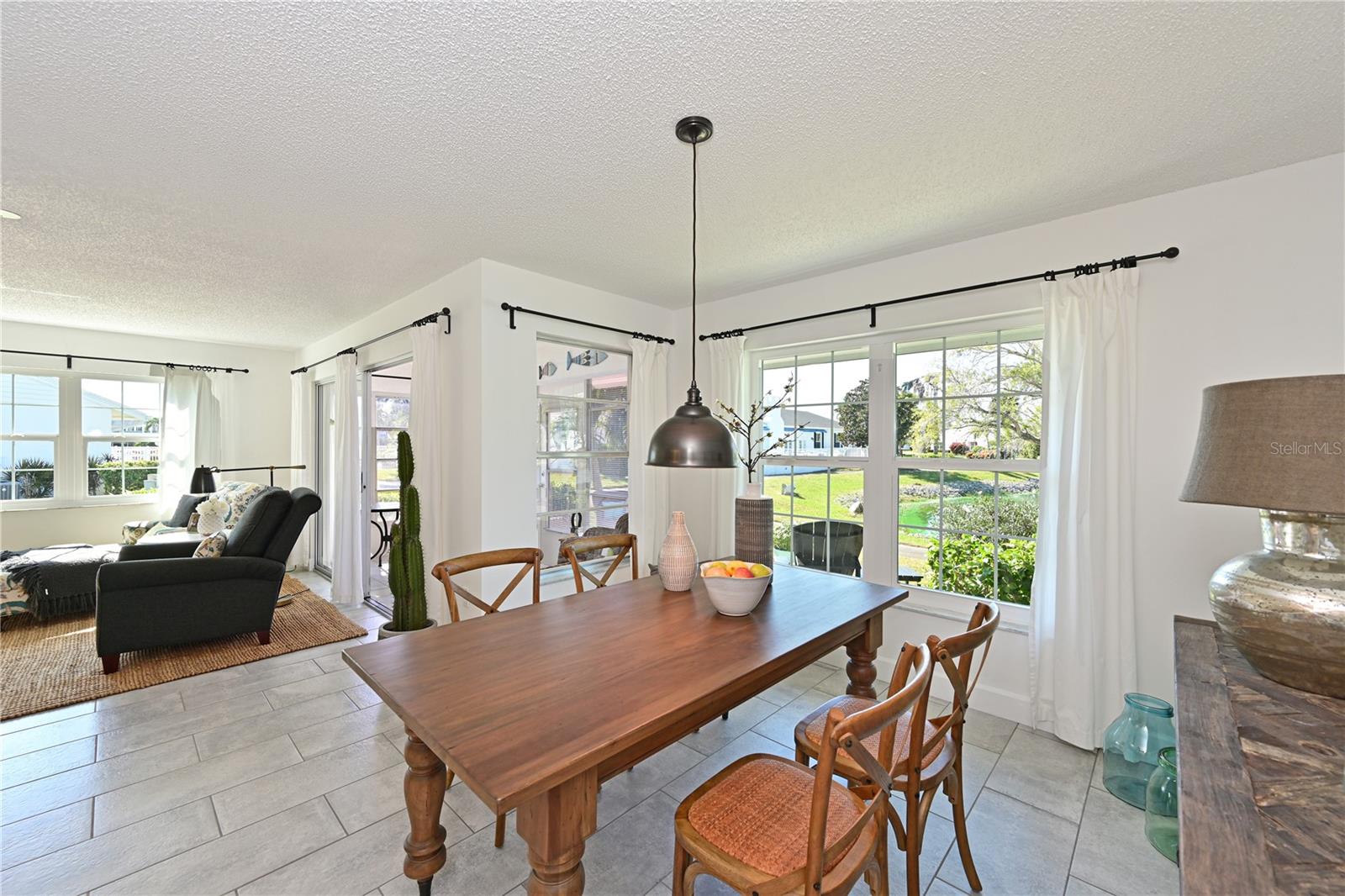 Image 17 of 73 For 9426 Andover Circle