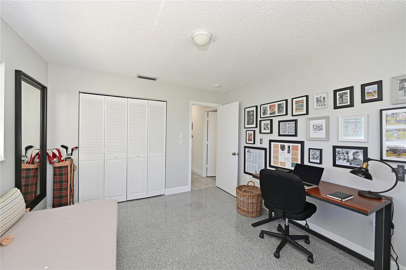 Image 28 of 73 For 9426 Andover Circle