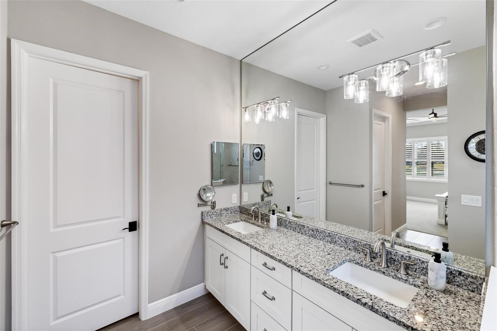 Image 40 of 100 For 11524 Trailwood Drive