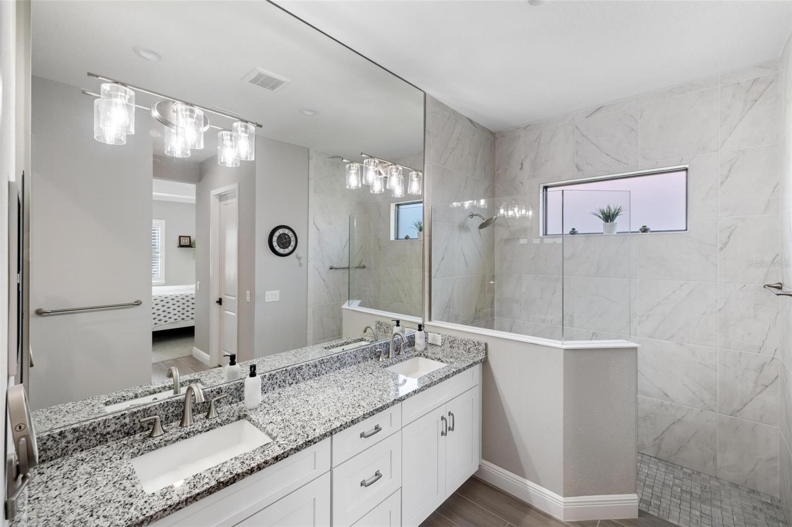 Image 41 of 100 For 11524 Trailwood Drive