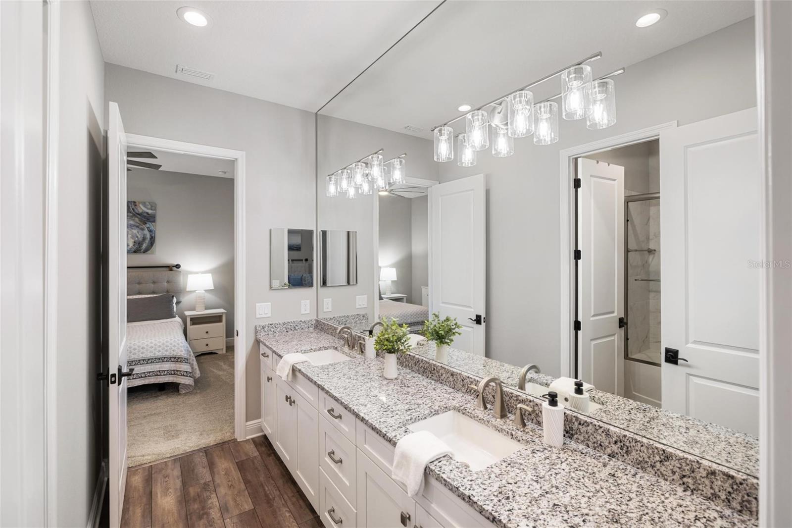 Image 46 of 100 For 11524 Trailwood Drive