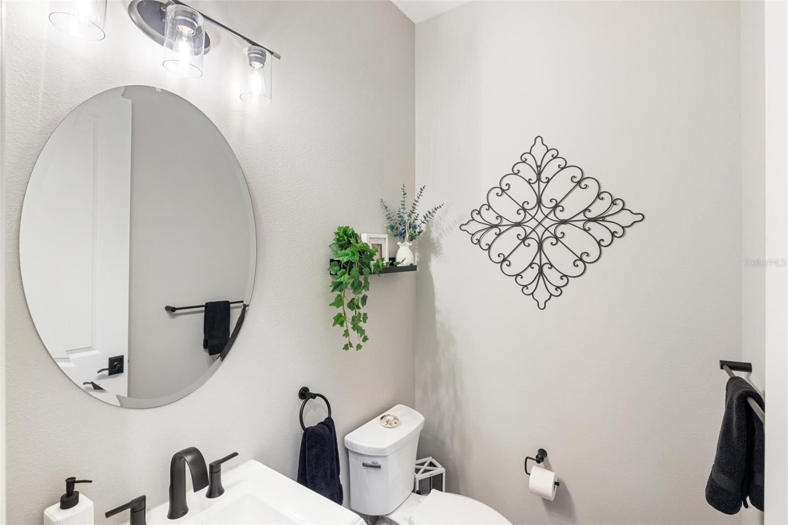 Image 51 of 100 For 11524 Trailwood Drive