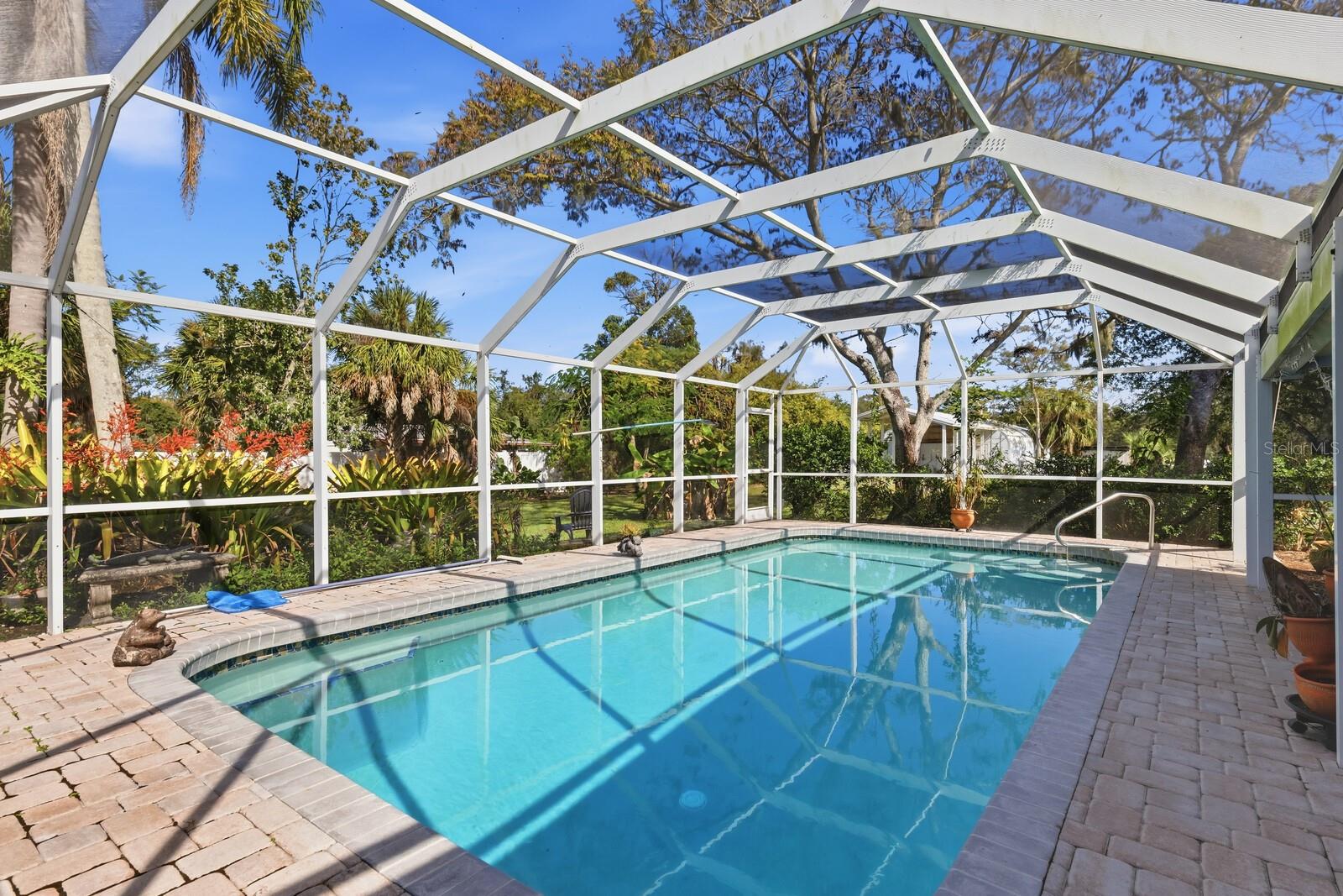 Image 49 of 76 For 2723 59th Street