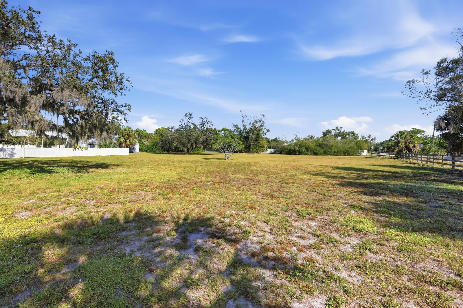 Image 66 of 76 For 2723 59th Street