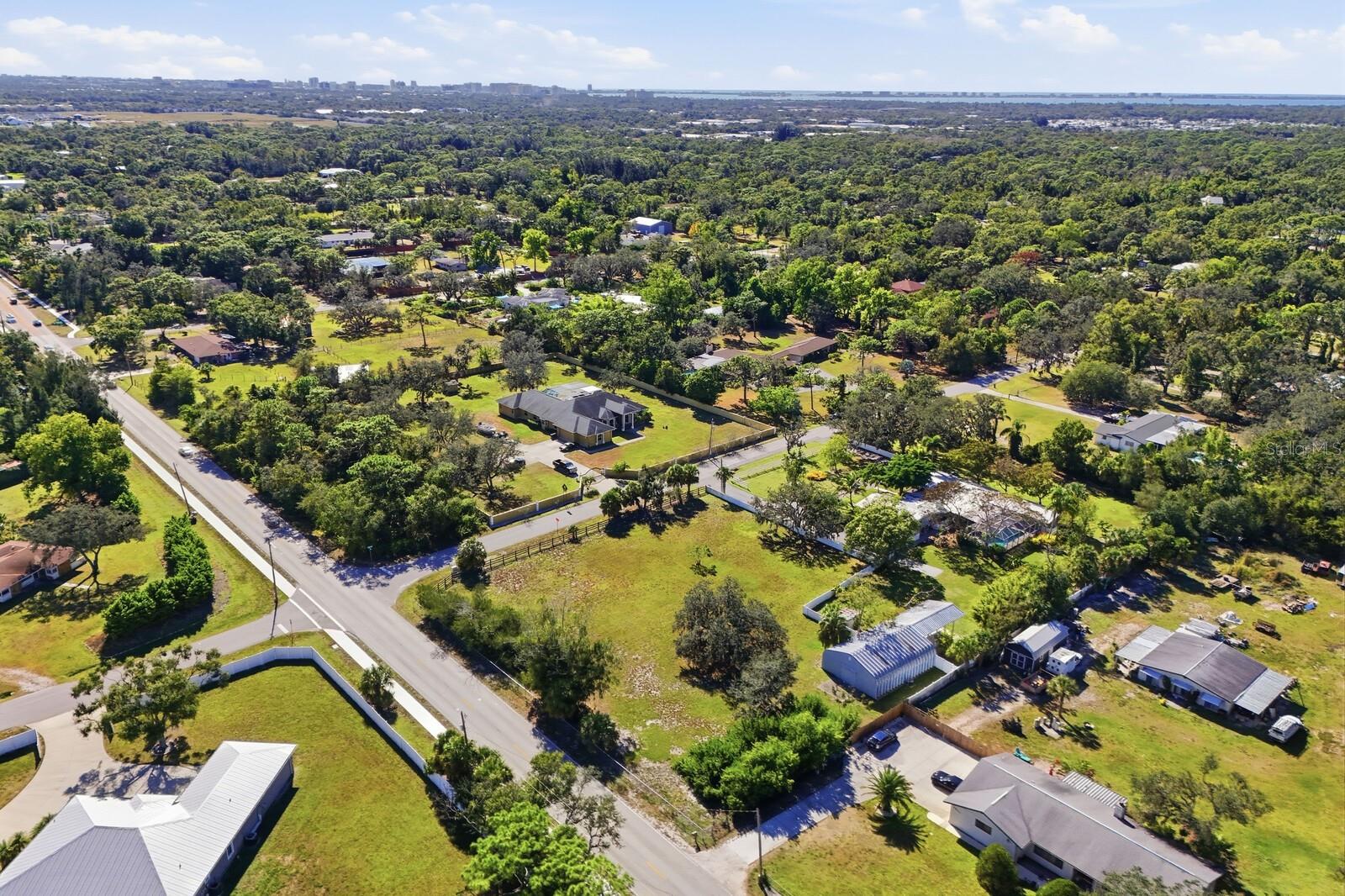 Image 72 of 76 For 2723 59th Street