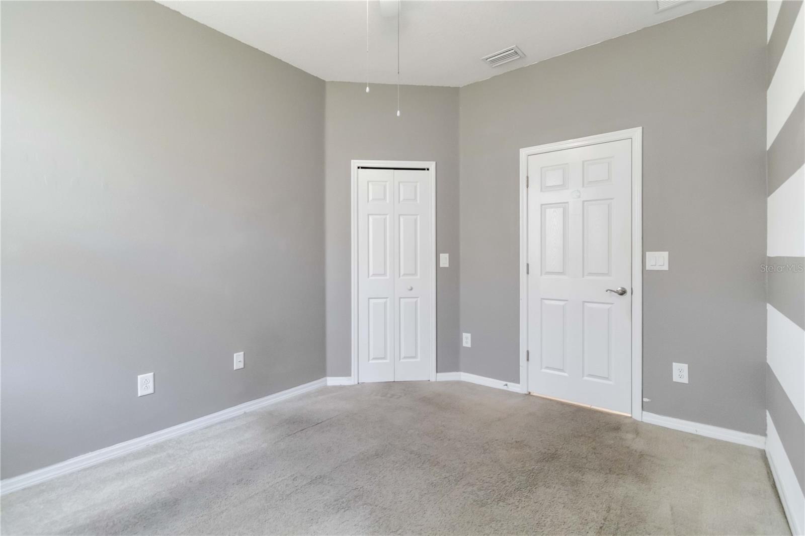 Image 29 of 39 For 10860 79th Street E