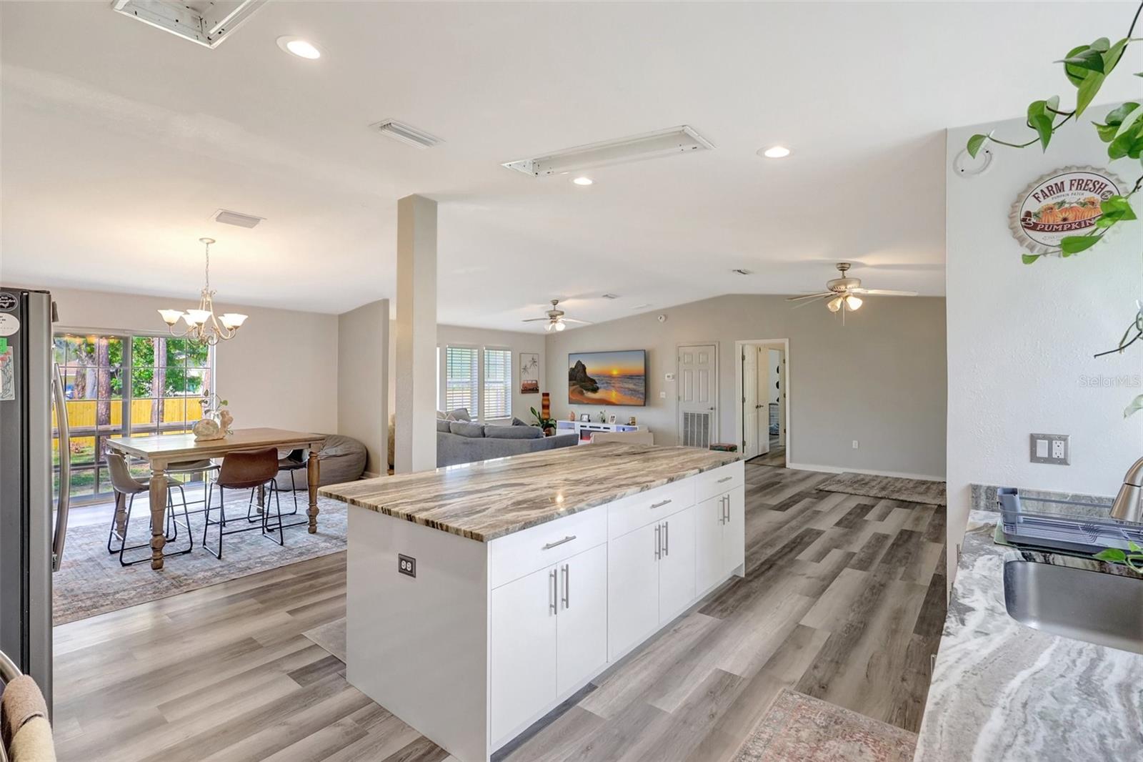 Image 15 of 36 For 2425 21st Street B