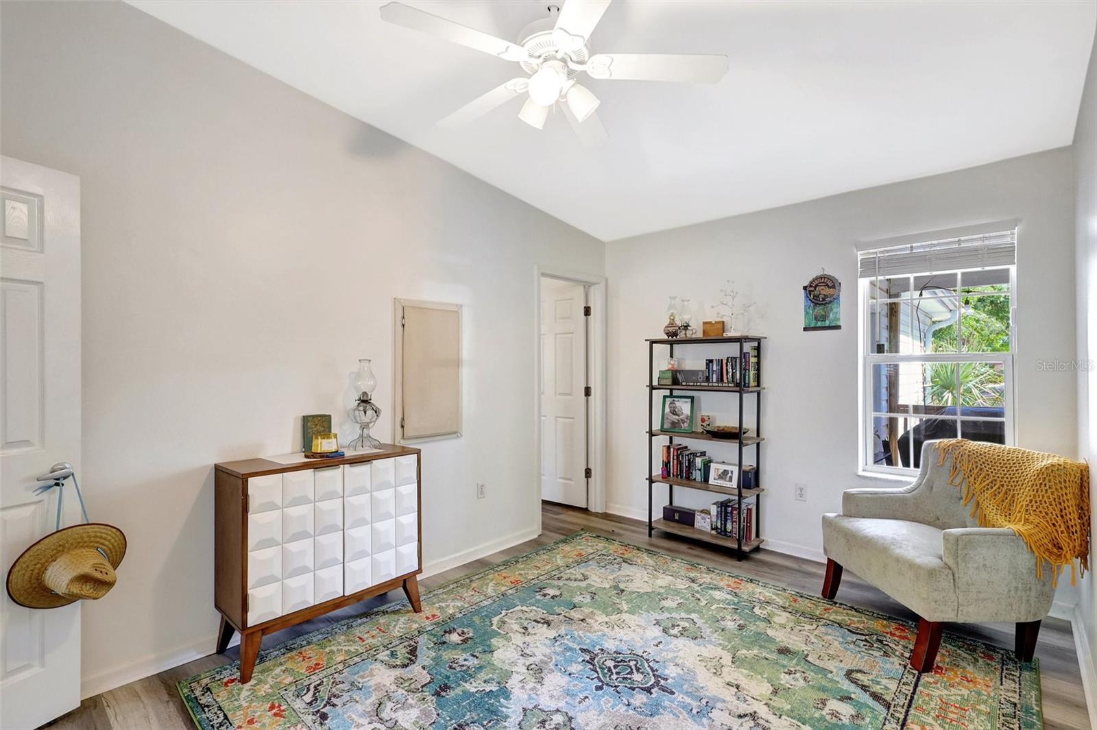 Image 27 of 36 For 2425 21st Street B