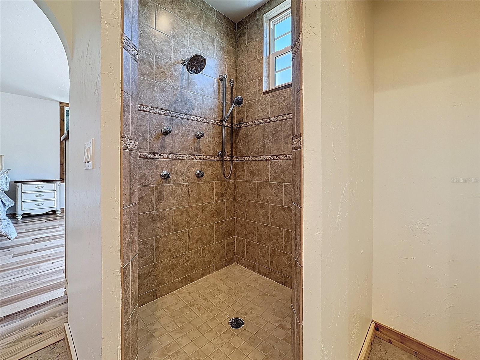 Image 22 of 82 For 19600 State Road 64