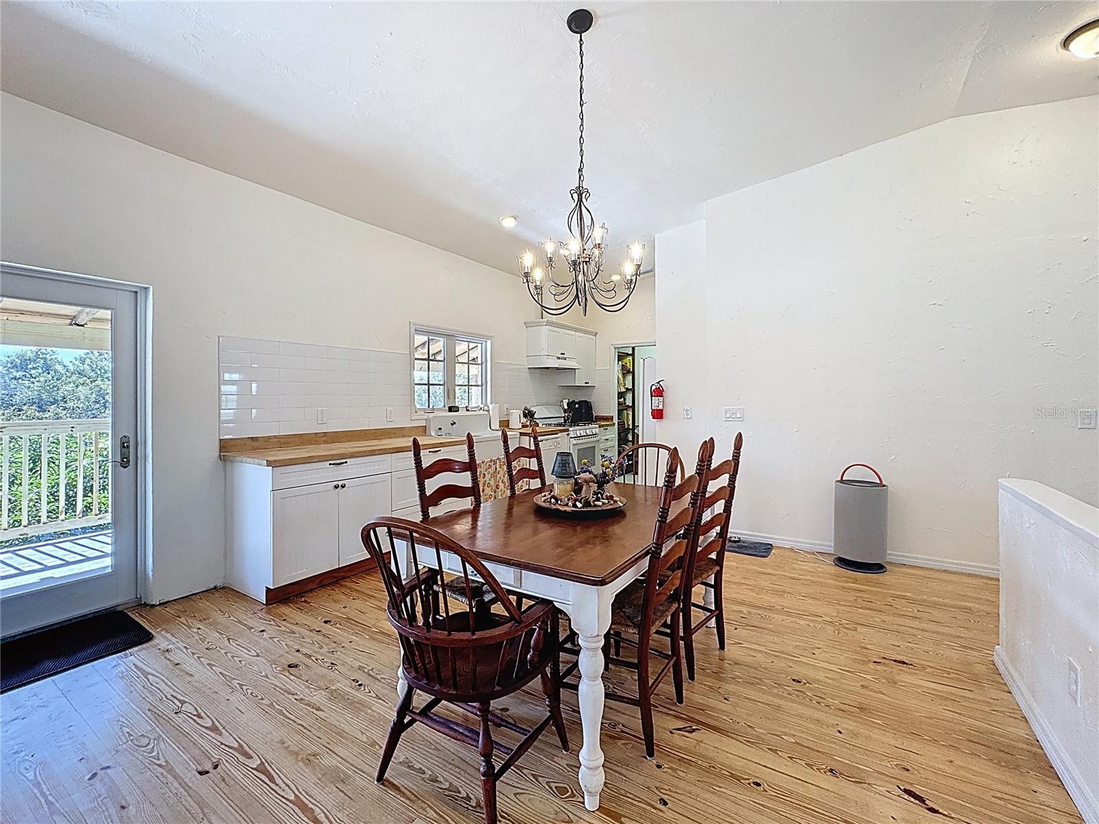 Image 34 of 82 For 19600 State Road 64