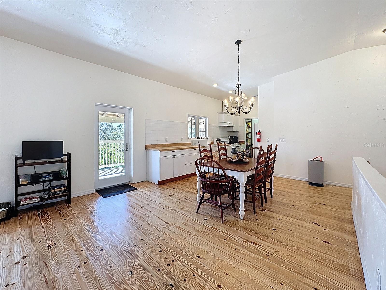 Image 36 of 82 For 19600 State Road 64