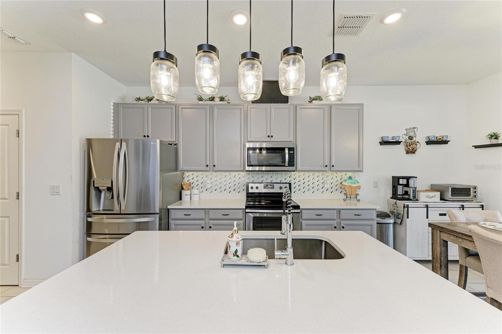 Image 12 of 54 For 11637 Woodleaf Drive