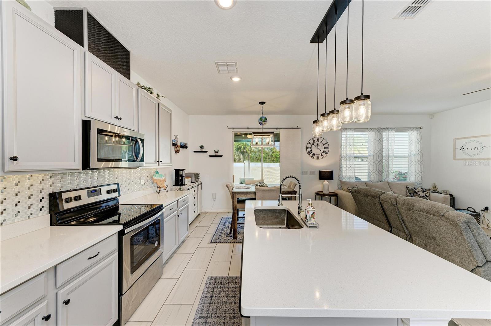 Image 14 of 54 For 11637 Woodleaf Drive