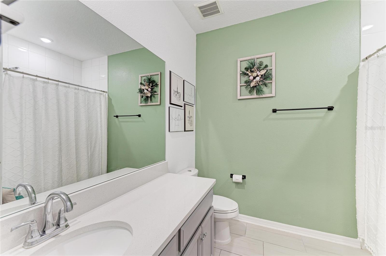 Image 29 of 54 For 11637 Woodleaf Drive