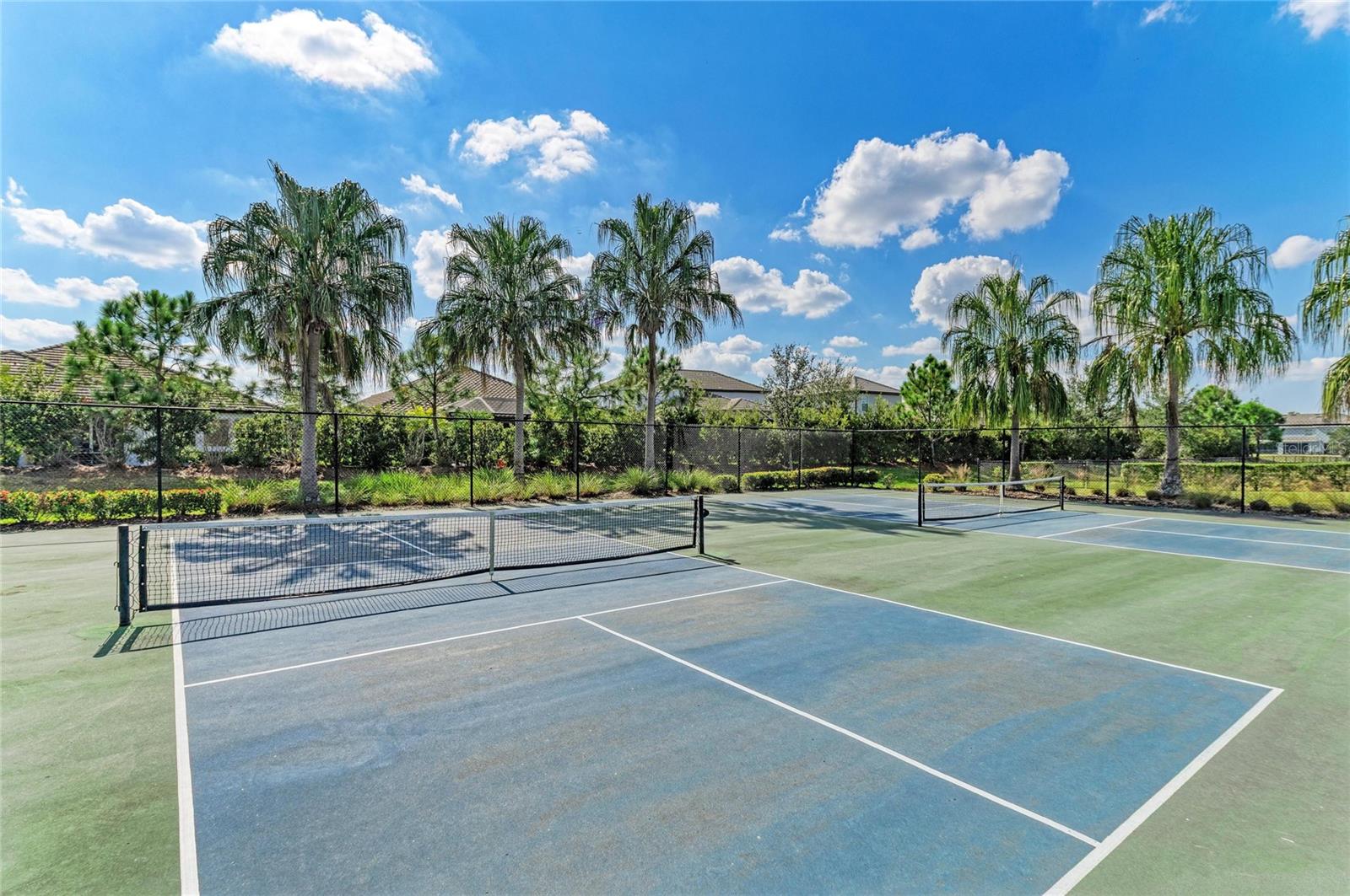 Image 45 of 54 For 11637 Woodleaf Drive