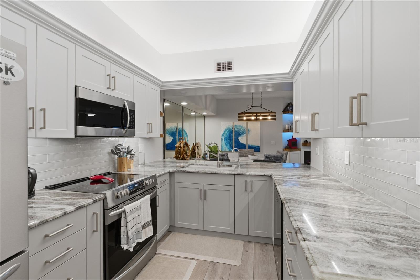 Image 12 of 36 For 5768 Ashton Lake Drive 7