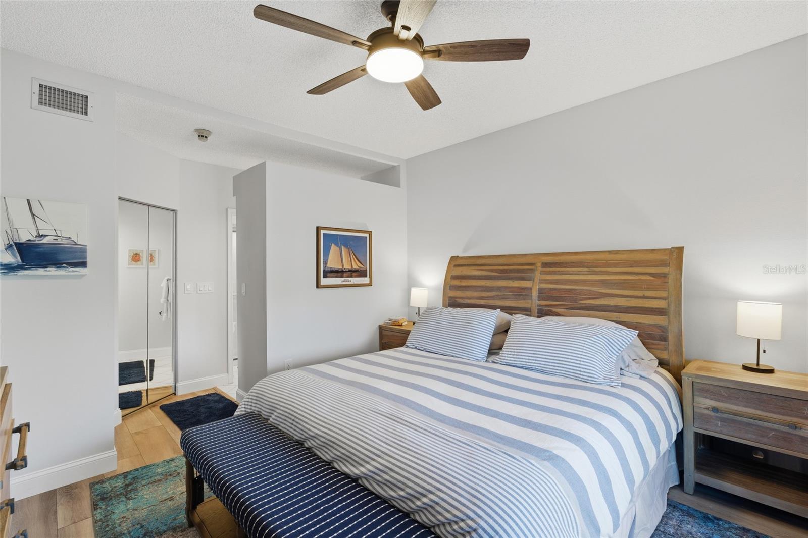 Image 15 of 36 For 5768 Ashton Lake Drive 7