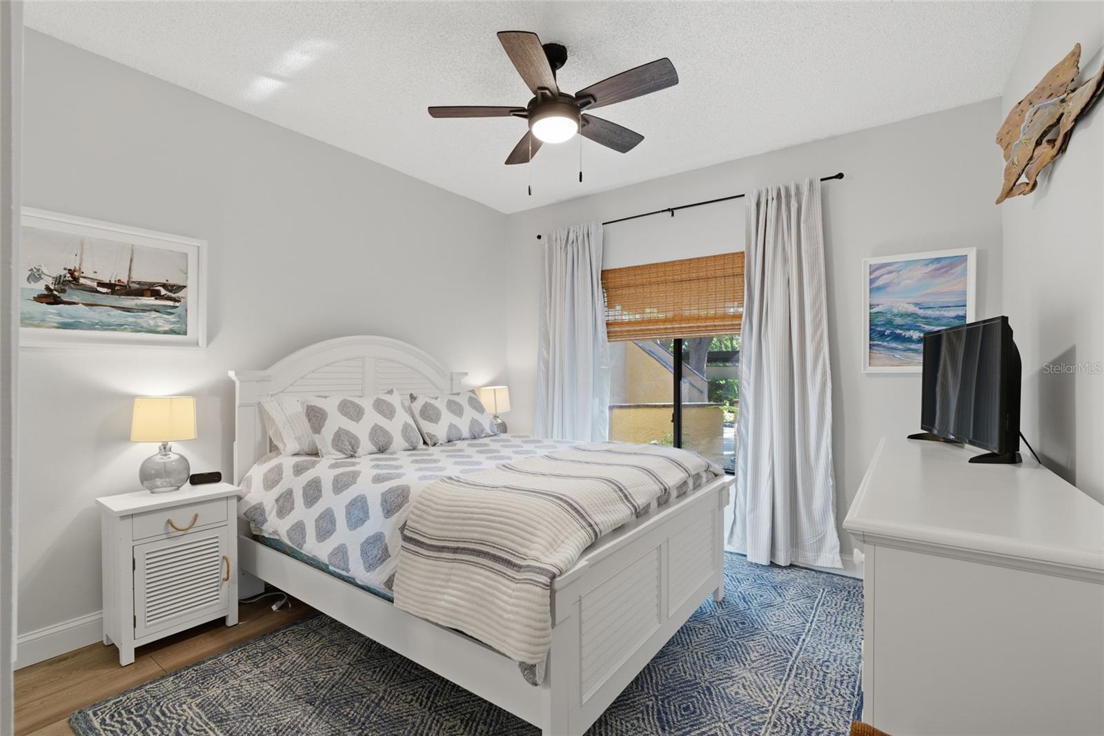 Image 20 of 36 For 5768 Ashton Lake Drive 7