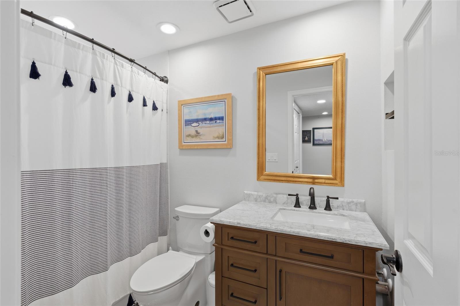 Image 22 of 36 For 5768 Ashton Lake Drive 7