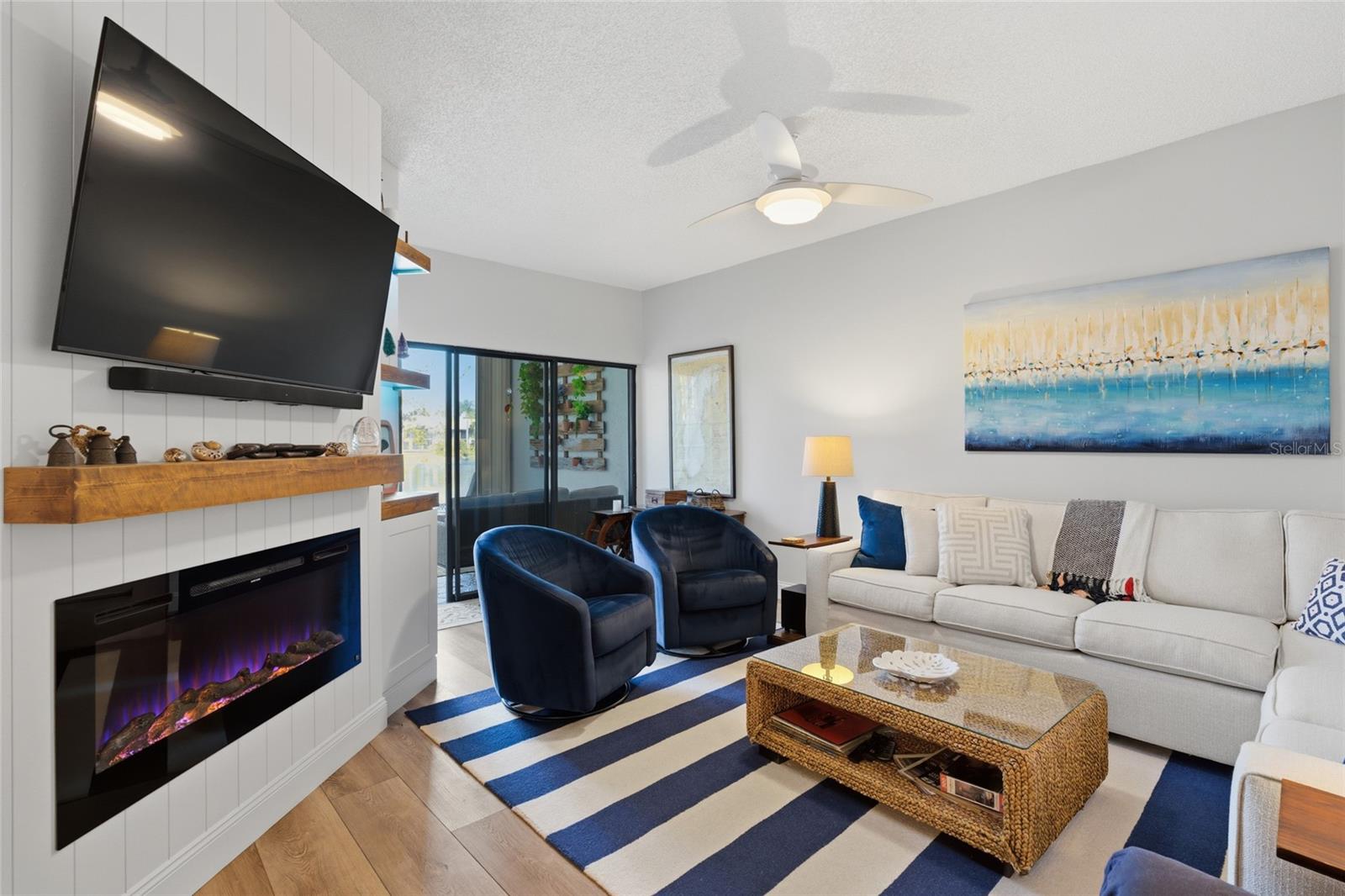 Image 5 of 36 For 5768 Ashton Lake Drive 7