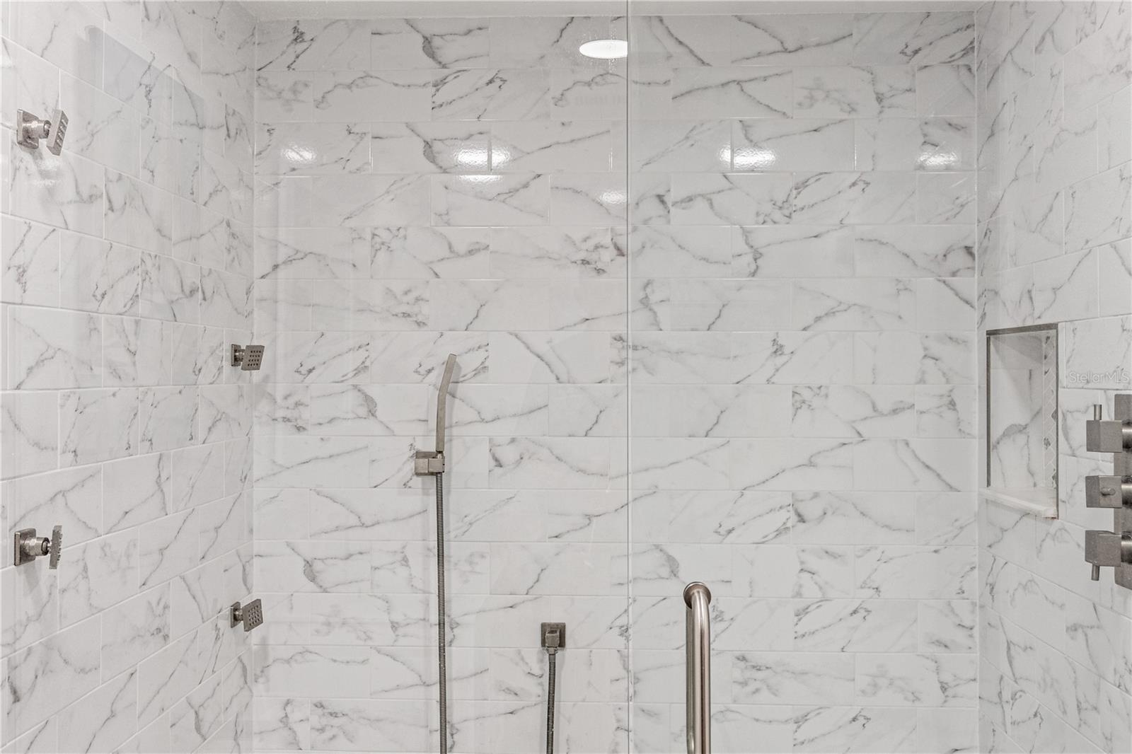 Image 15 of 33 For 2395 Harbor Boulevard 212