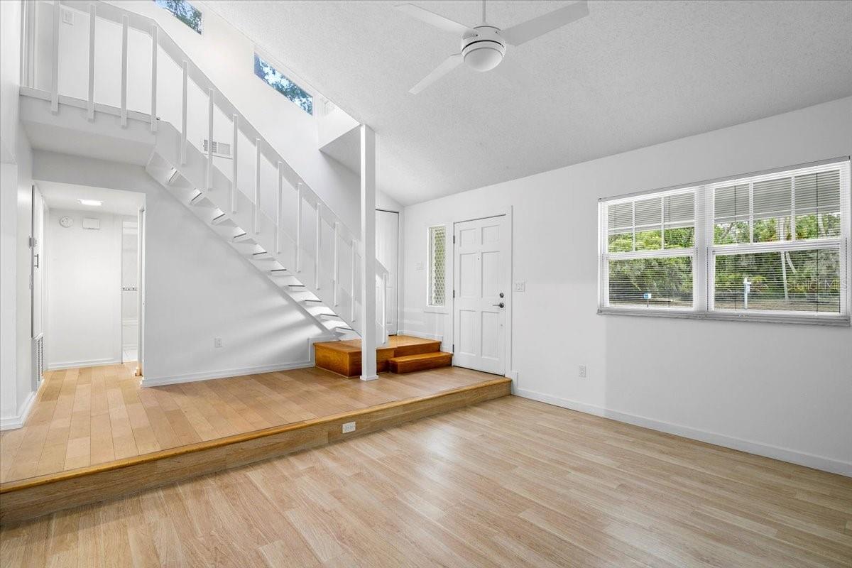 Image 16 of 26 For 7147 Lago Street