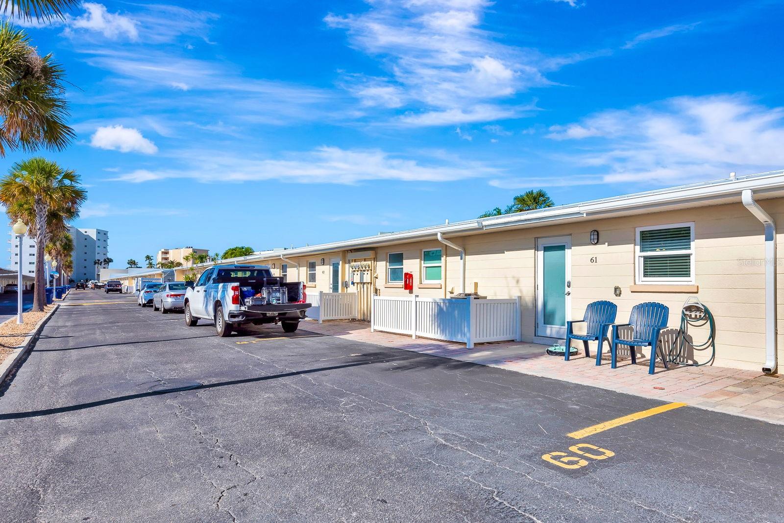 Image 4 of 41 For 5830 Midnight Pass Road 61