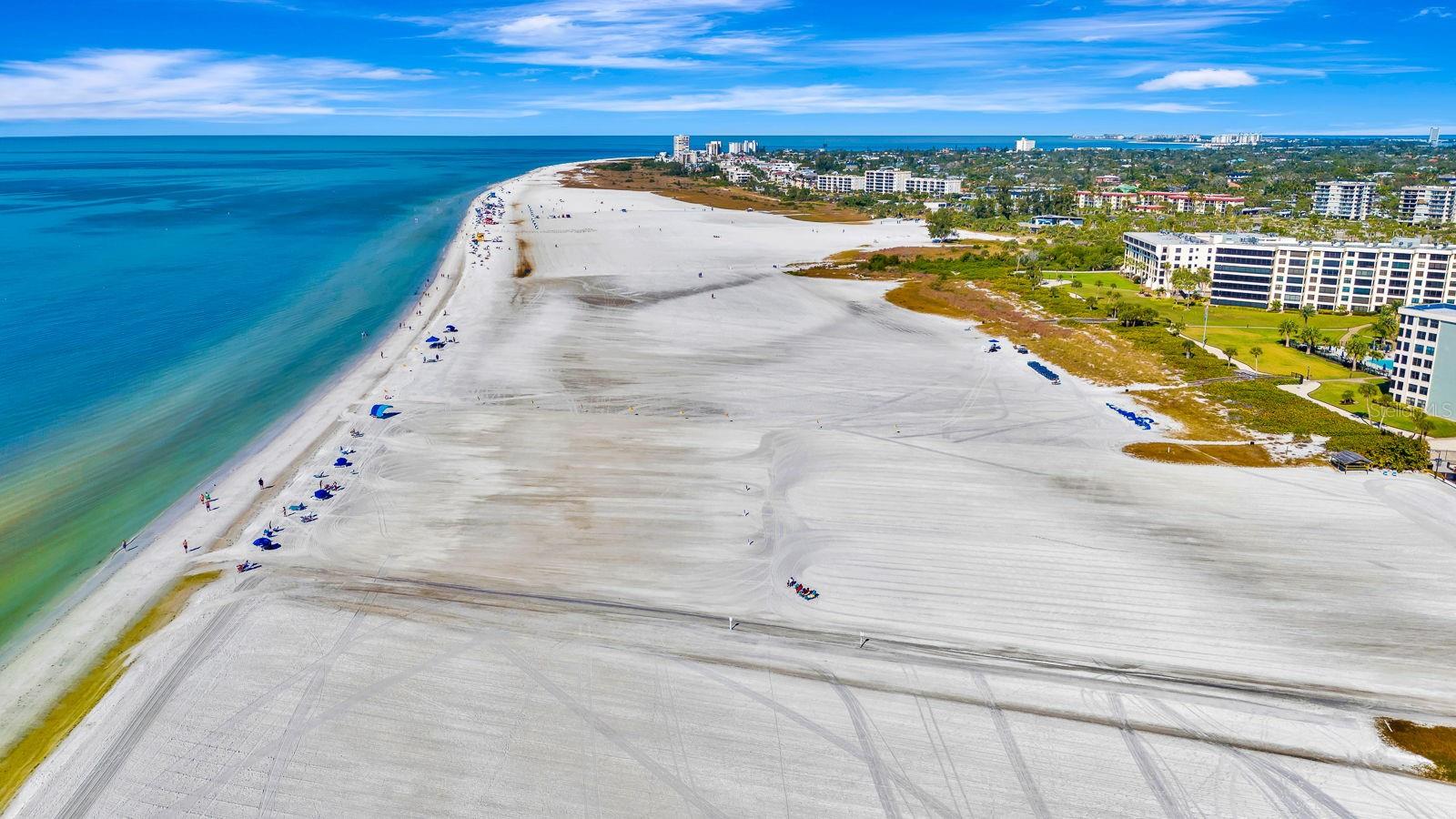 Image 41 of 41 For 5830 Midnight Pass Road 61