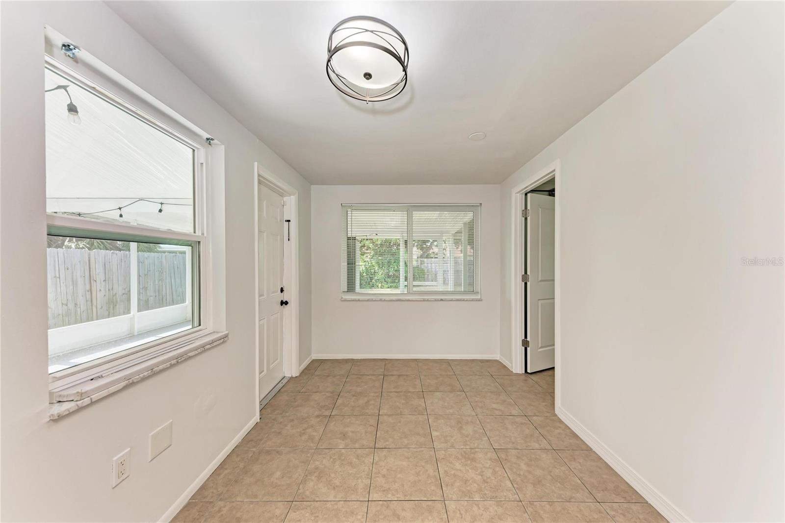 Image 15 of 36 For 6036 Hopkins Drive N