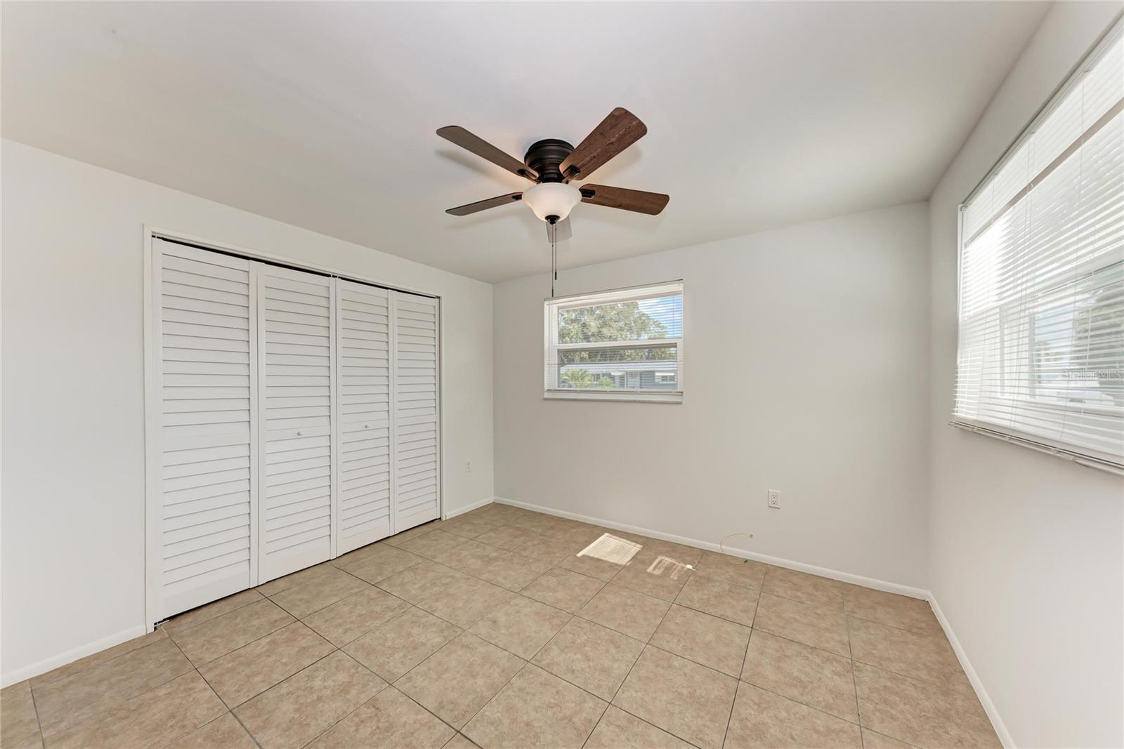 Image 22 of 36 For 6036 Hopkins Drive N